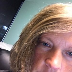 Meet your Posher, Jaye